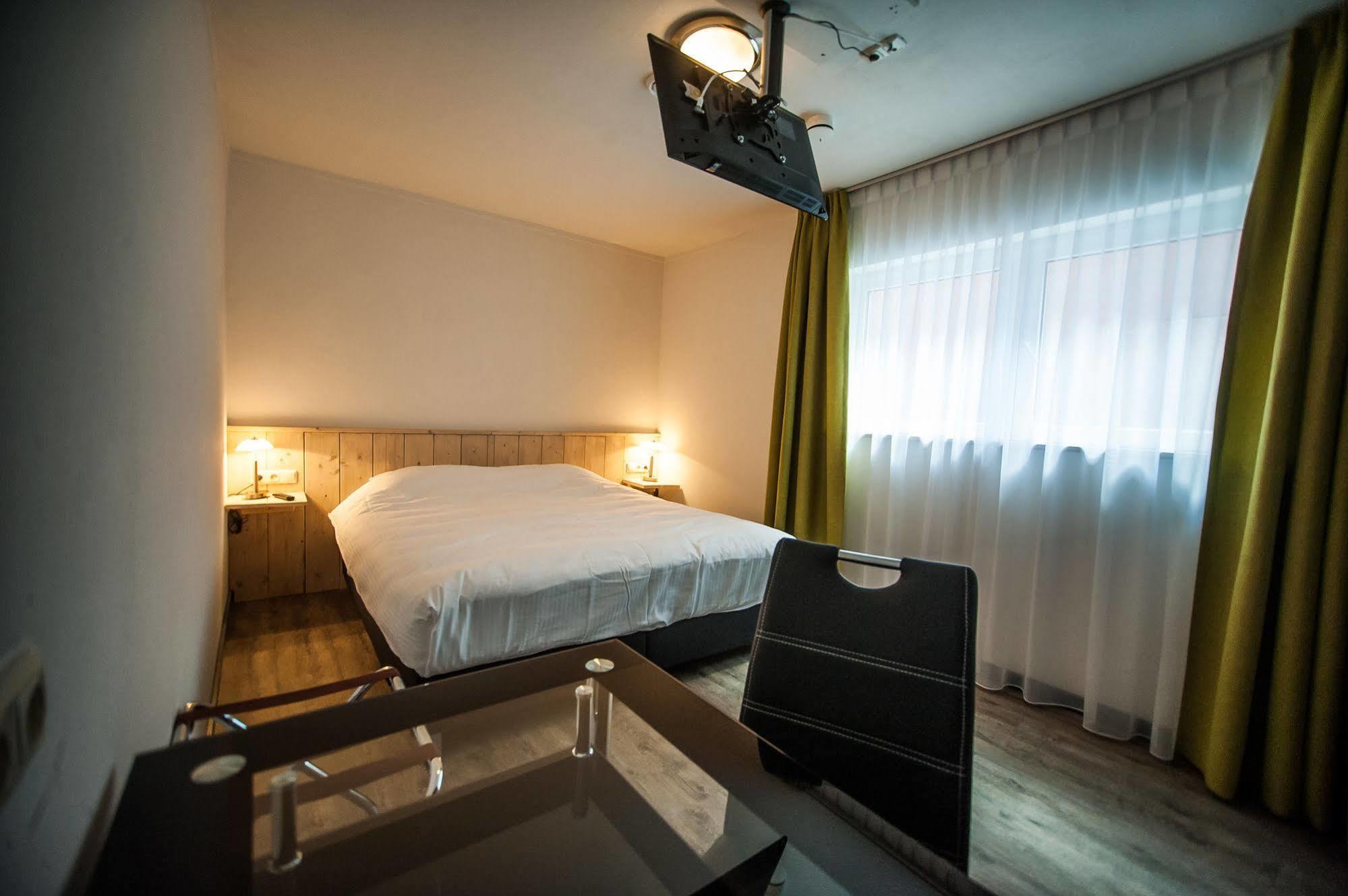 Hotel Taurus Cuijk Eksteriør billede